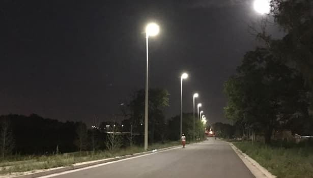 solar powered outdoor street lights