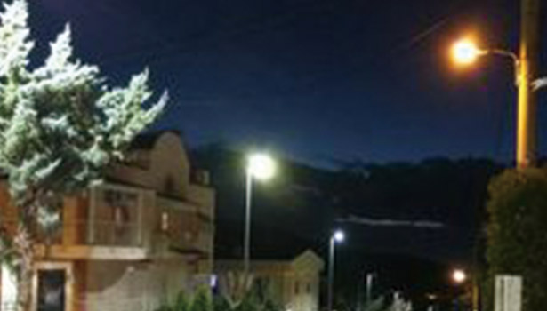 Cost comparison between LED and HPS streetlights