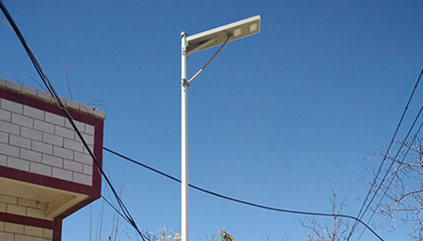 Durable solar street light