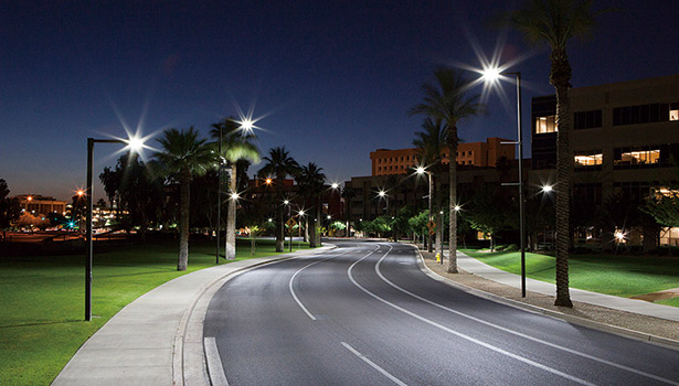 Full-cutoff design solar street light