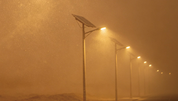 Solar-Street-Light-for-Desert-Climate