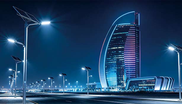 smart-solar-street-lights-in-Saudi-Arabia